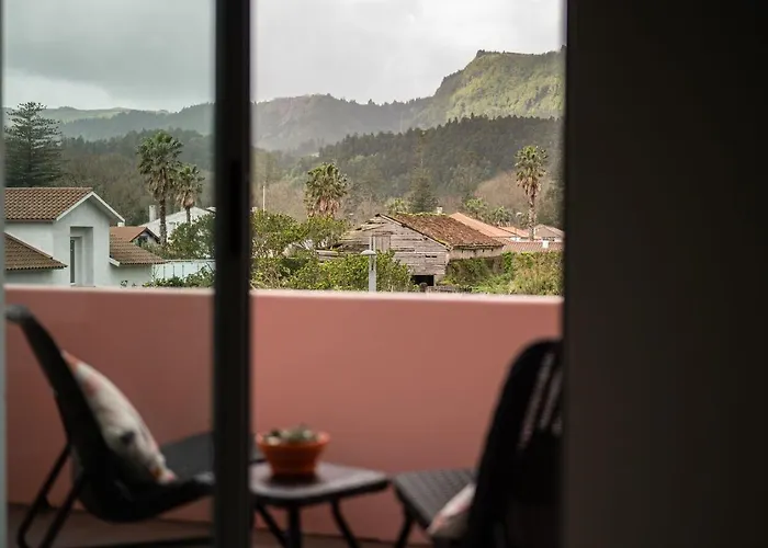 Natural Living Vacations *