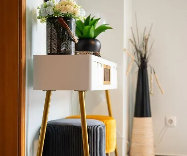 Natural Living Vacations Furnas (Azores)